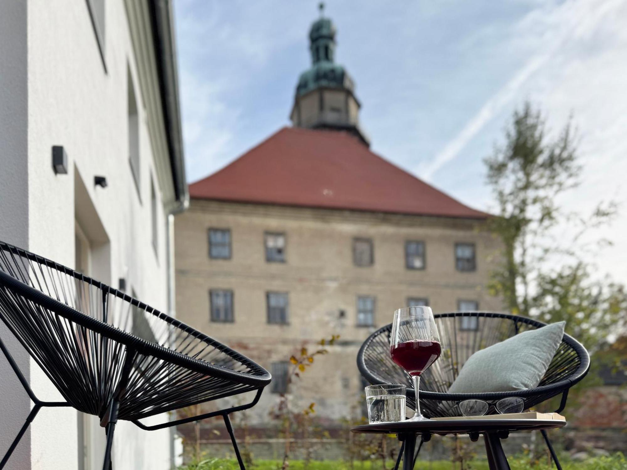 Resort "Schloss Reinharz" Бад-Шмідеберг Екстер'єр фото