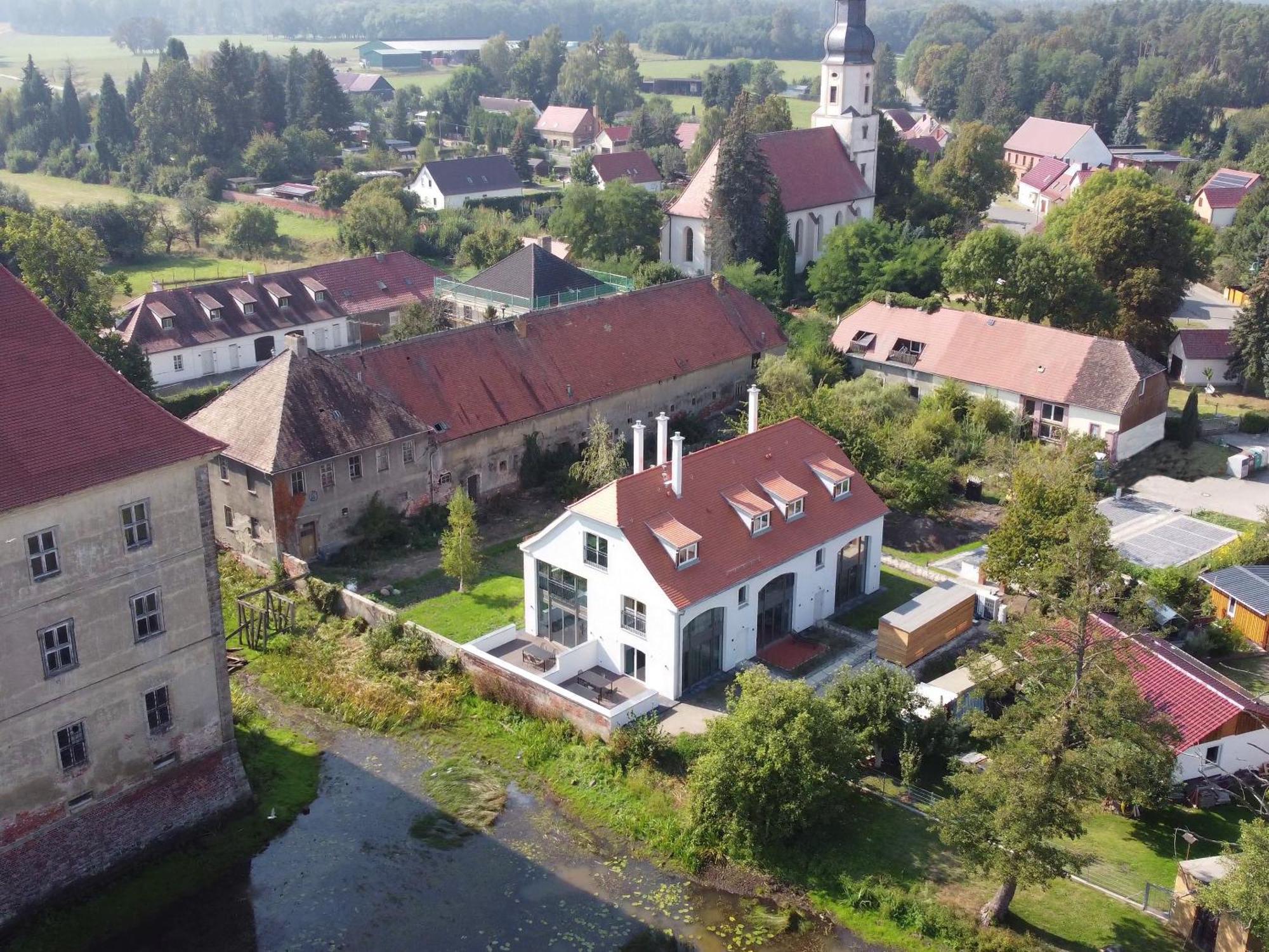 Resort "Schloss Reinharz" Бад-Шмідеберг Екстер'єр фото